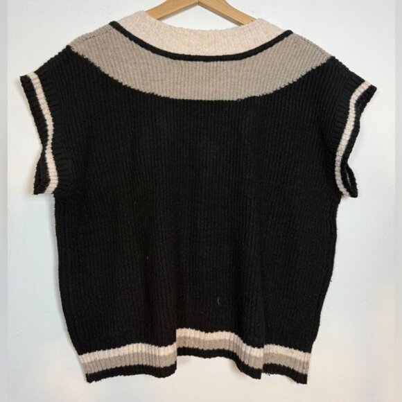 Smash + Tess Sleeveless Knit Sweater Vest Size S/P Black Beige Stripe Trim - Picture 6 of 6